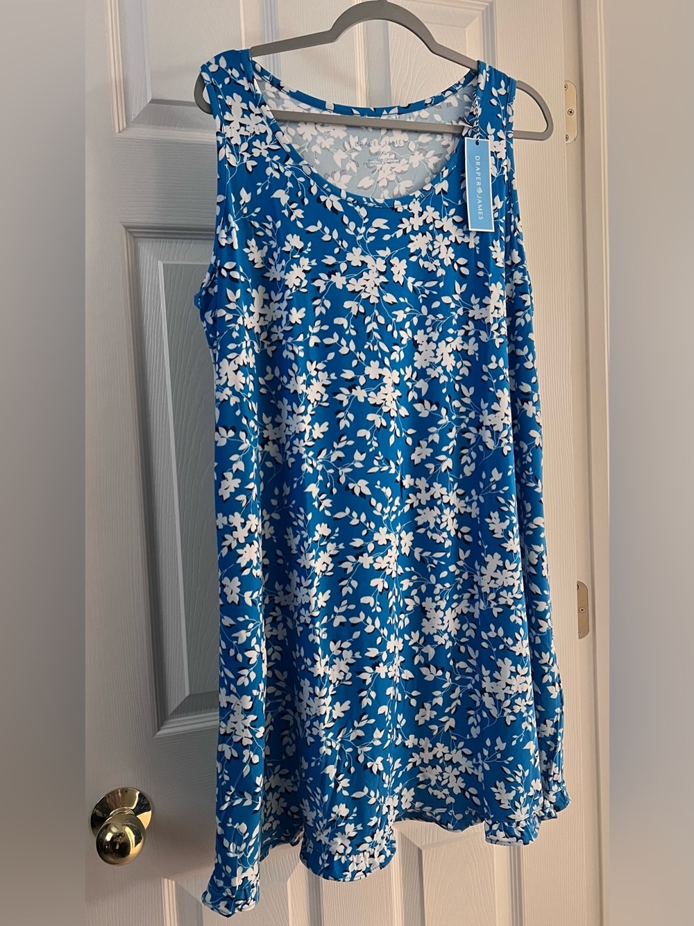 Draper James Blue Floral Sleeveless Women’s Pajamas Nightgown